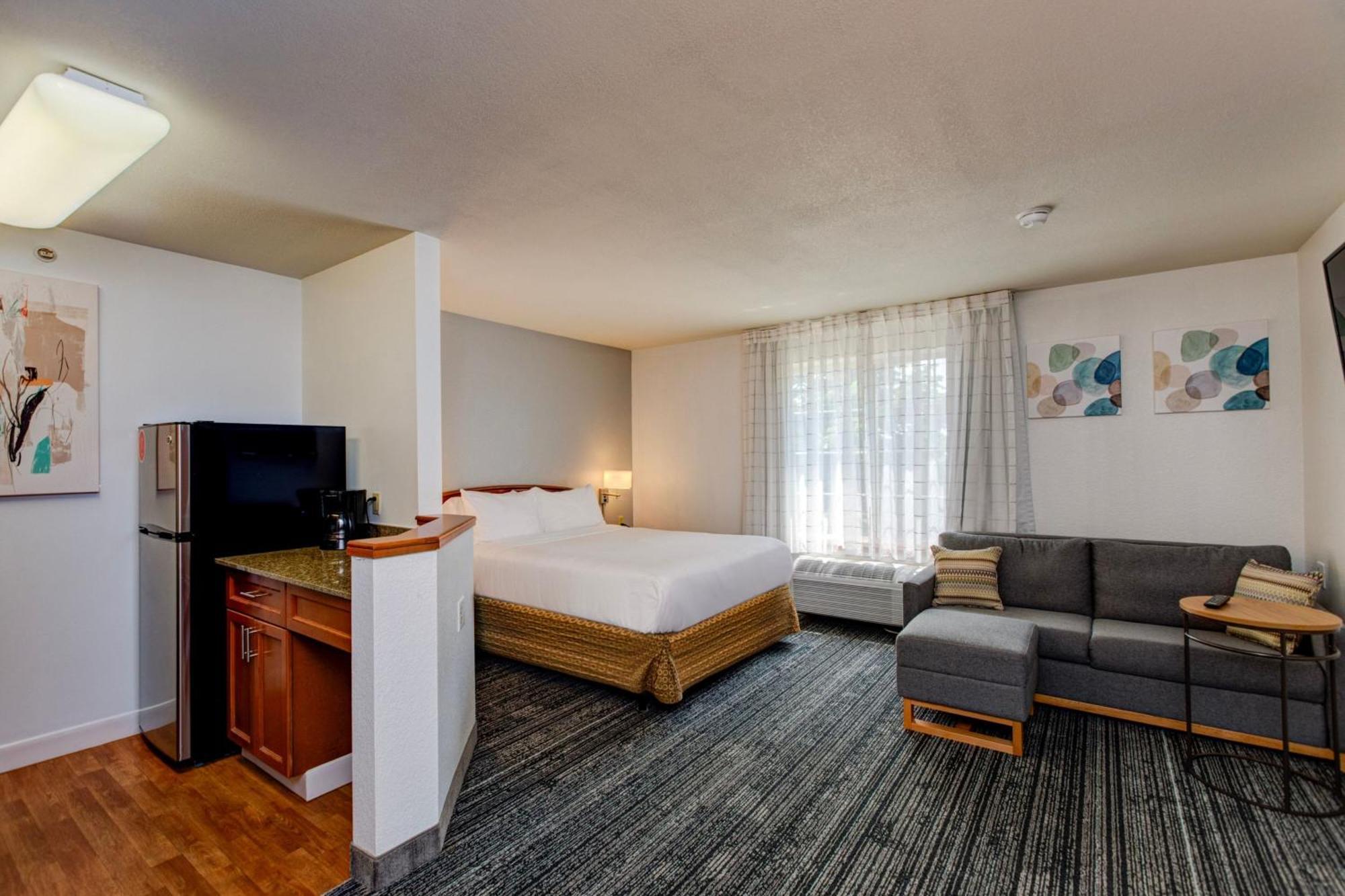Towneplace Suites Colorado Springs Exterior photo
